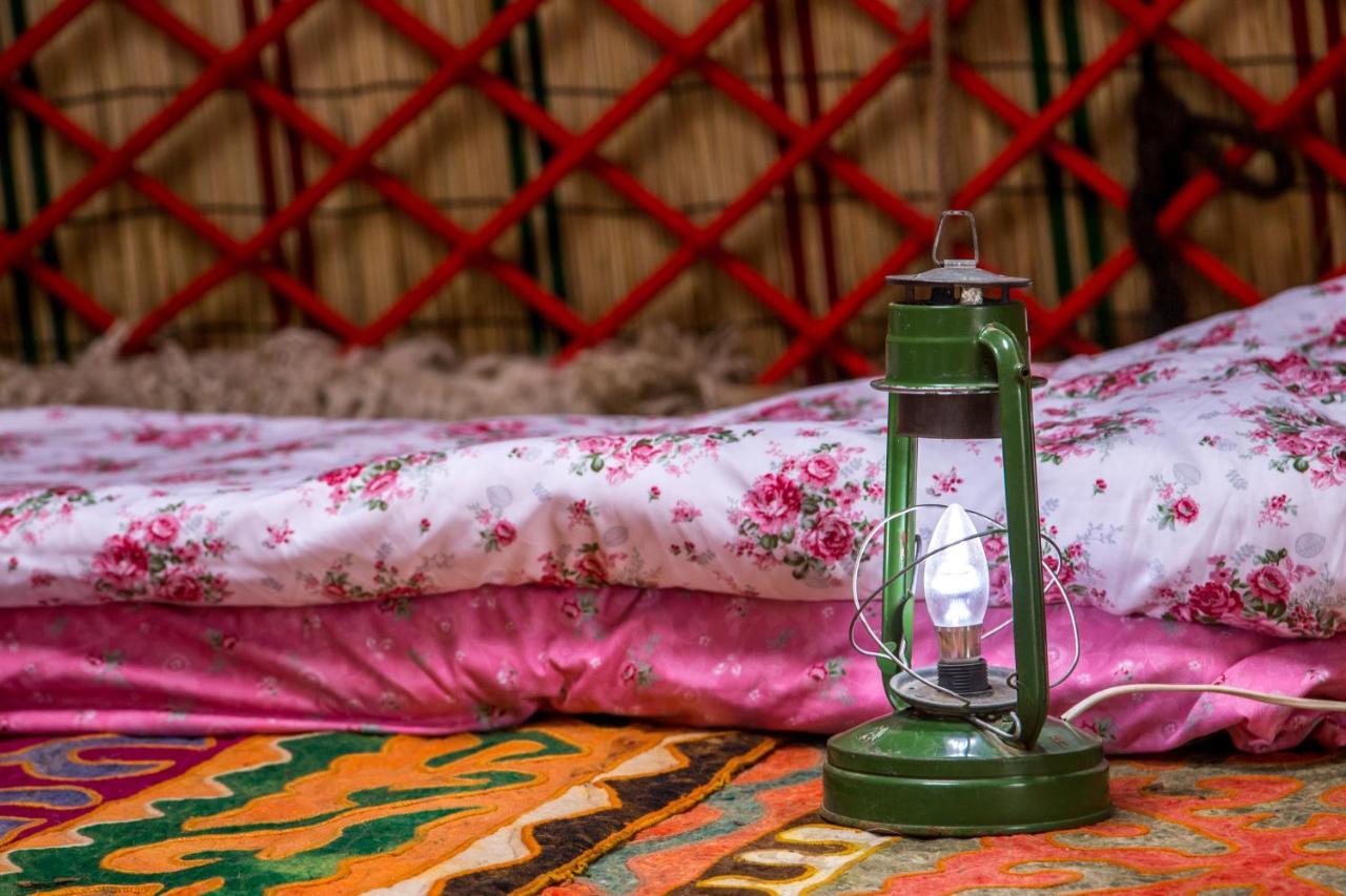 Jaichy Yurt Camp Hotel Kek-Say Bagian luar foto