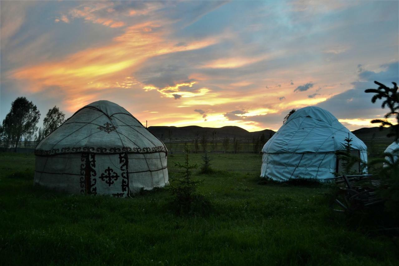 Jaichy Yurt Camp Hotel Kek-Say Bagian luar foto